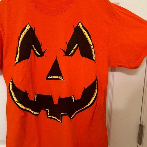 Halloween Jack-O-Lantern T-Shirt - Picture 2 of 5